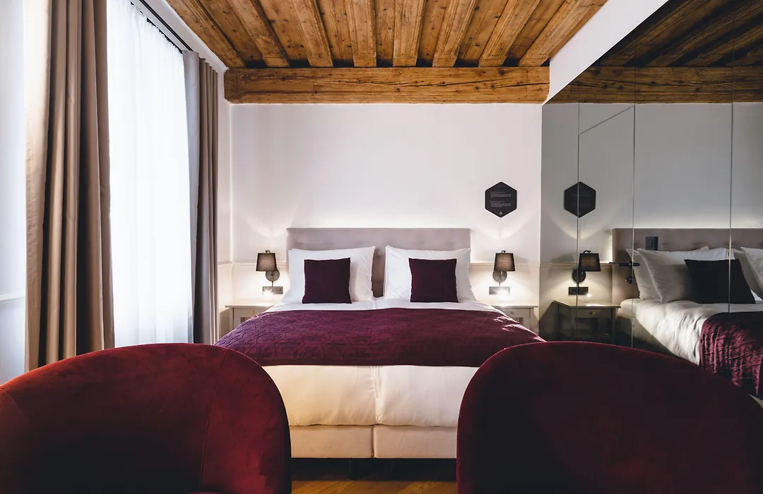 Hotel Heritage-1