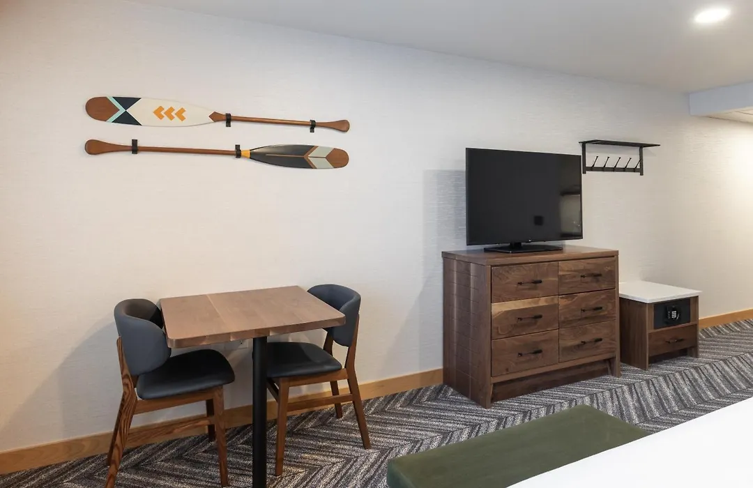 Hotel Canoe And Suites-1