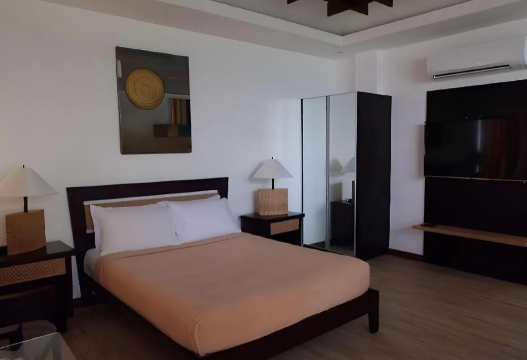 Anilao Awari Bay Resort-1