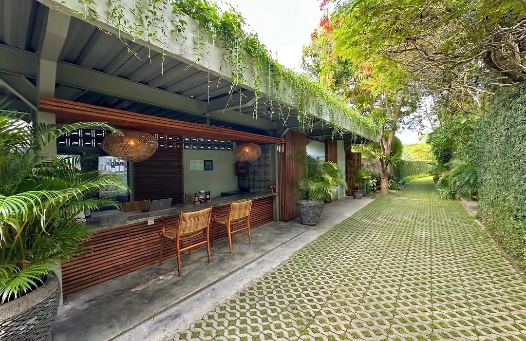 Zin Berawa Villas & Bungalows-1