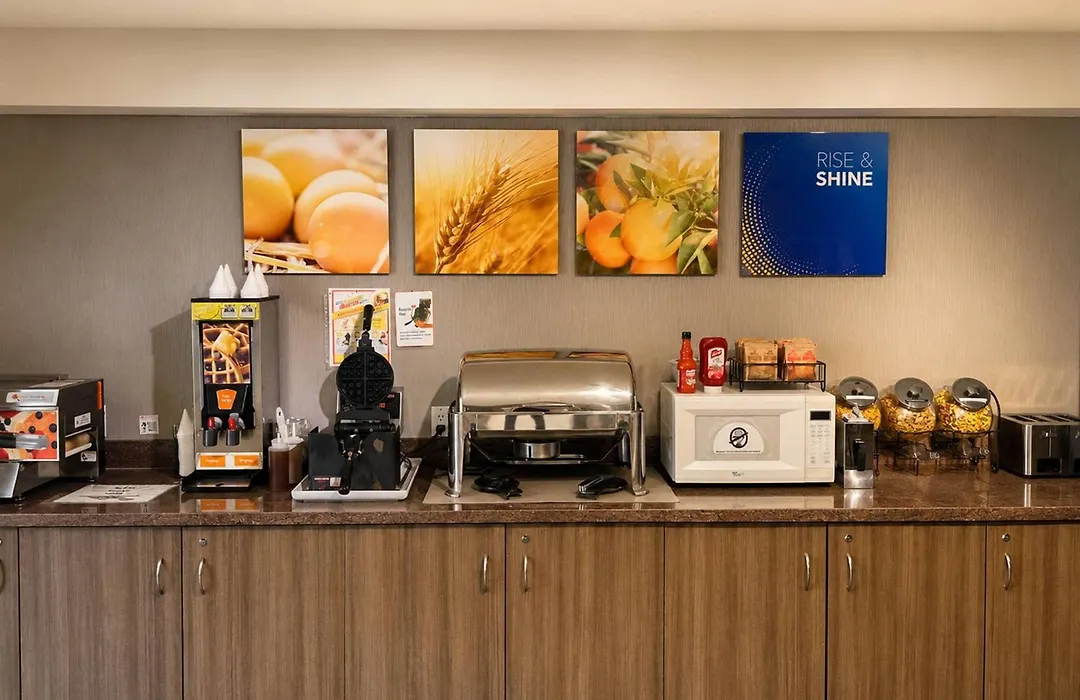 Comfort Inn-1