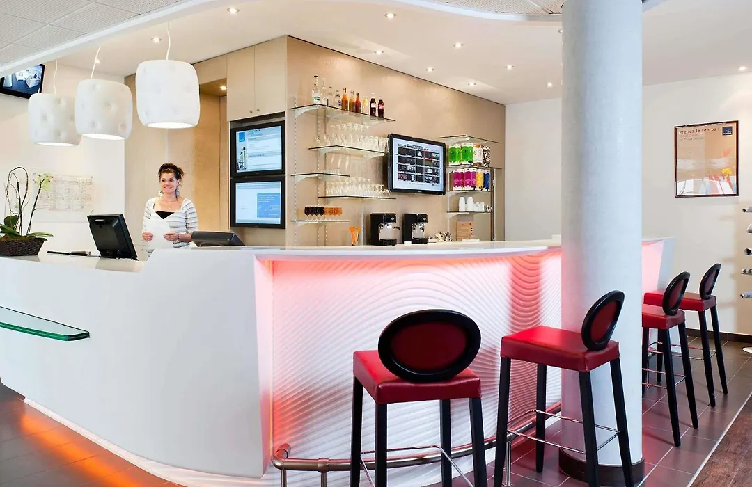 Novotel Suites Perpignan Centre-1