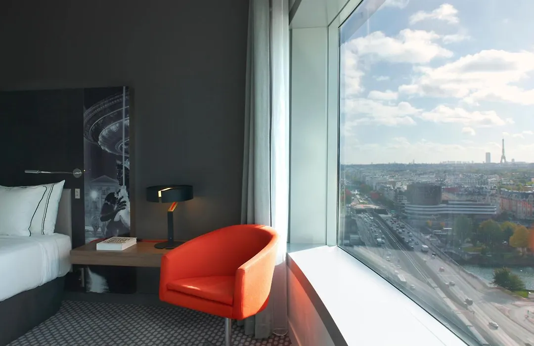 Melia Paris La Defense-1