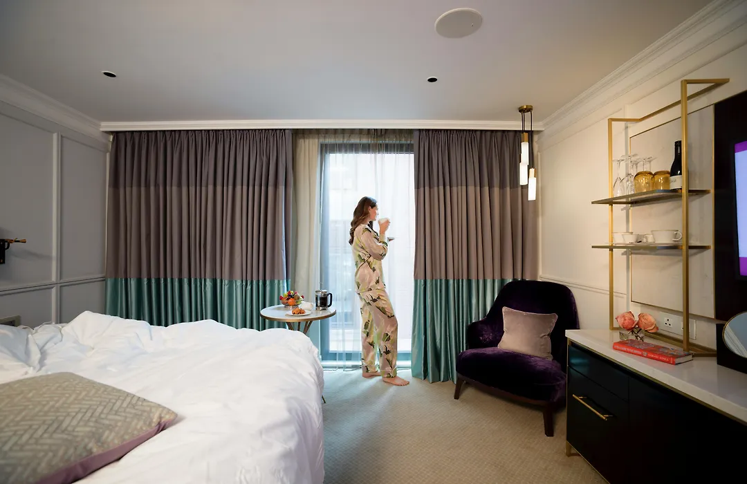 The Guardsman Hotel-1