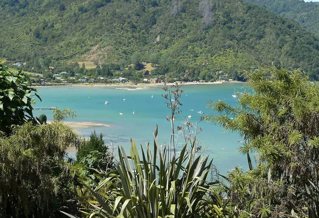 Okiwa Bay Lodge-1