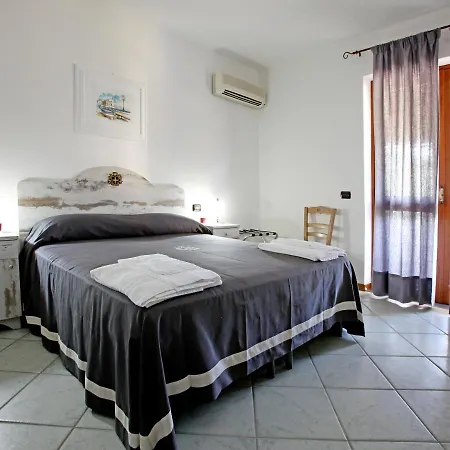 Luxury Room Vittorio Emanuele II-2