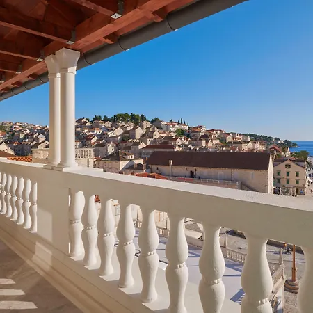 Palace Elisabeth Hvar Hotel - The Leading Hotels Of The World-3