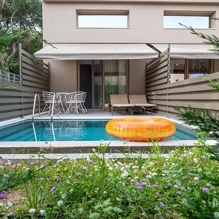 Scarabeo Suites & Villas Parga-2