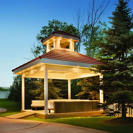 Hilton Garden Inn Niagara-On-The-Lake-2