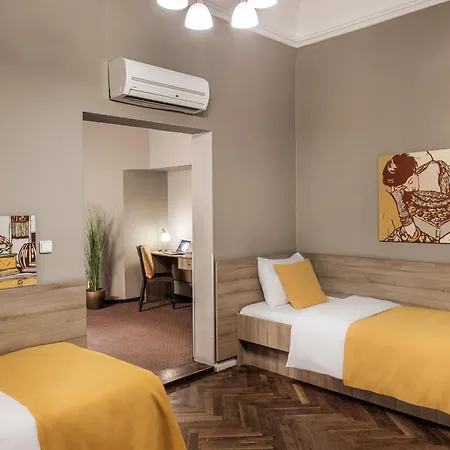 Hotel "Palac U Kocku" By Adrez, Palace At The Cats-3