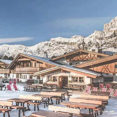 Almhotel Col Raiser-2