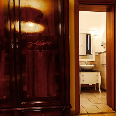 Vico Regio Hotel-3