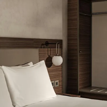 Ac Hotel By Marriott St Julian'S-2