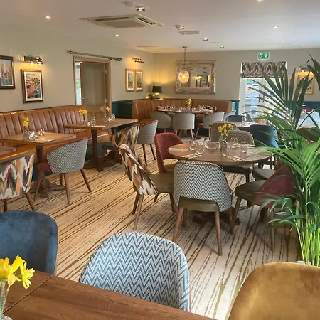 The Britannia Inn And Restaurant-3