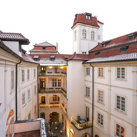 Iron Gate Hotel & Suites Prague By Bhg-2