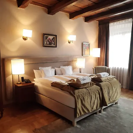 Hotel Rubinstein-3