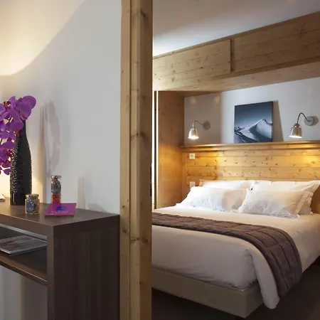 Le Chalet Du Mont Vallon Spa Resort-3