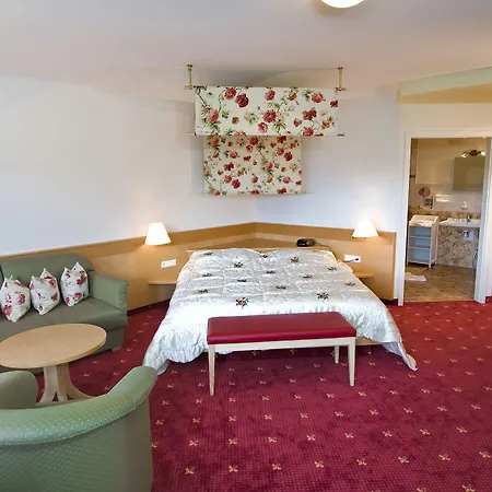 Landhotel Basler Hof-2