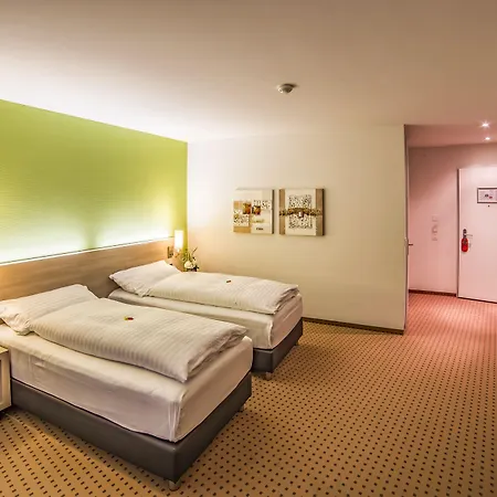 Hotel Eastside-3