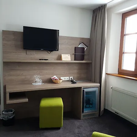 Landhotel Geiselwind-3