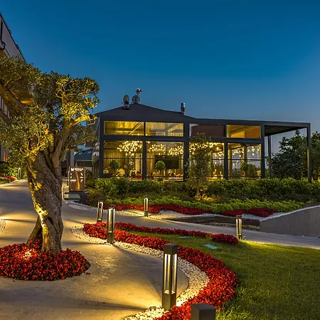 Menalo Hotel Premium Istanbul Airport-2
