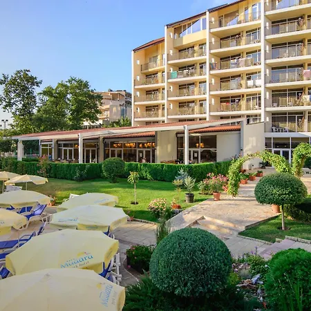 Madara Park Hotel-3