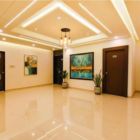 Fabhotel Golden Heights-3