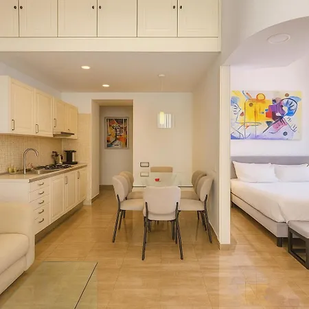 Sanfelice 33 Luxury Suites-2