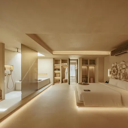 Cafe Del Mar Phuket - Suite & Penthouse-3