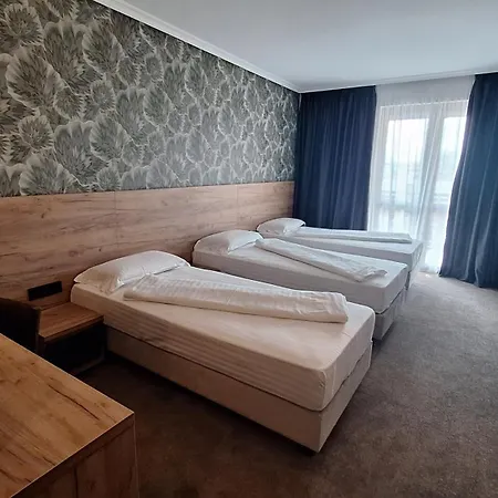 Budapest Hotel - Free Parking-2