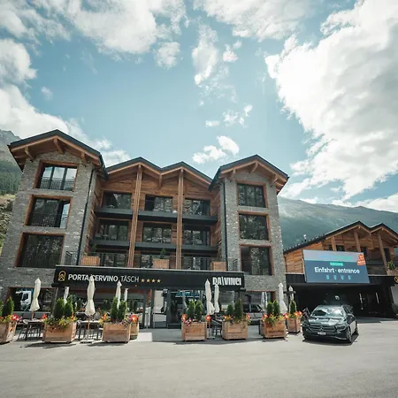 Hotel Porta Cervino - Parking & Dining-3