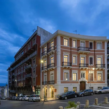 Best Western Plus Fontana Falconieri Hotel-3