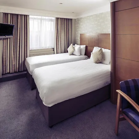Mercure Maidstone Great Danes Hotel-3
