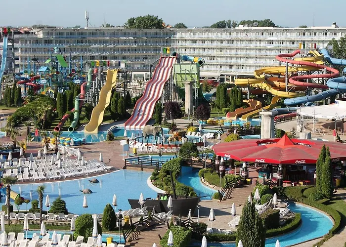 4 star hotel: Aqua Nevis Hotel & Aqua Park