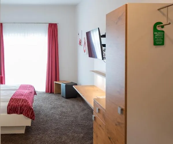 Günstiges Hotel: Vinotel Heinz J. Schwab