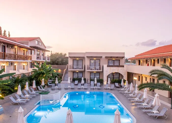4 sterren hotel: Lazaros Hotel Resort