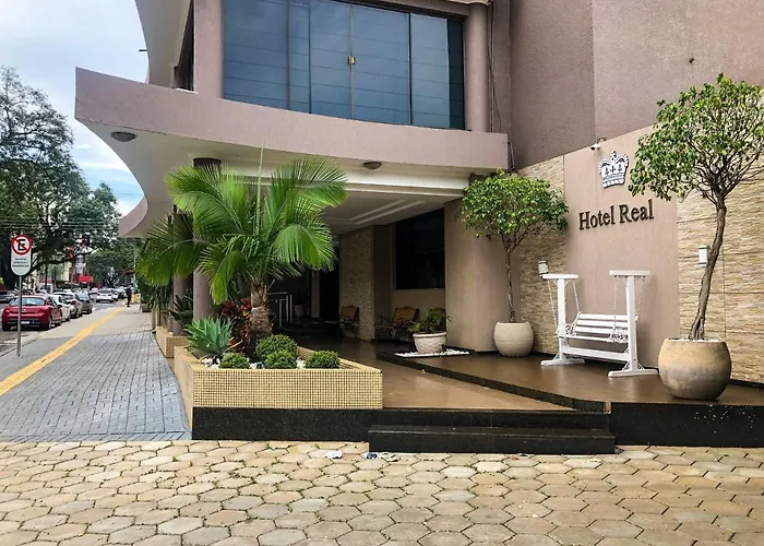 Hotel com pingue-pongue: Hotel Real