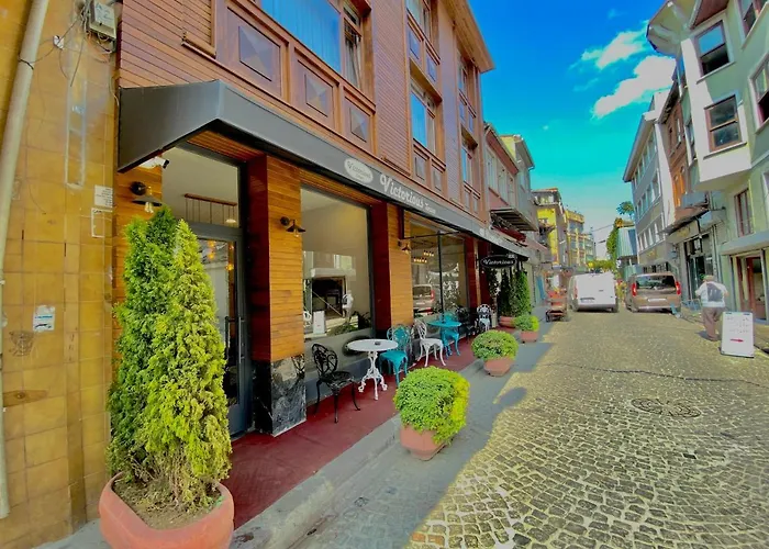 Family Hotel: Victorious Hotel