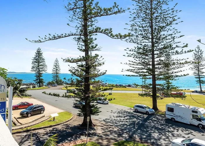 Beach House Holiday Apartments
