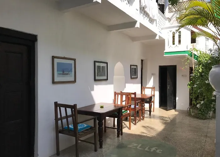 The Hostels Zlife Stone Town