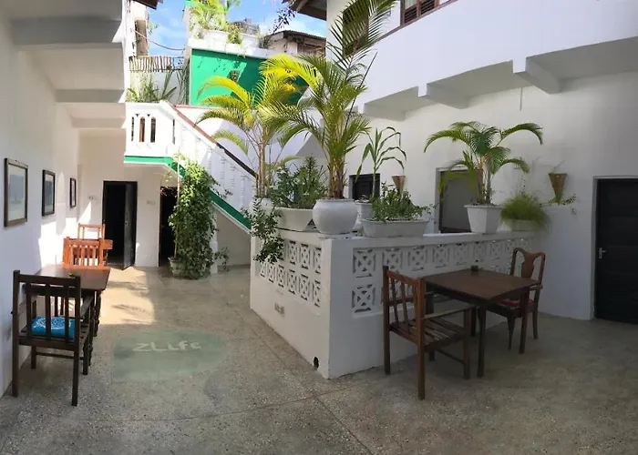 The Hostels Zlife Stone Town