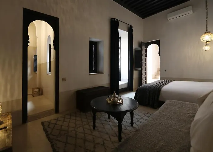 Azzouna 13