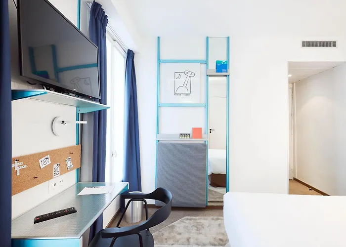 Hotel dichtbij College: French Theory