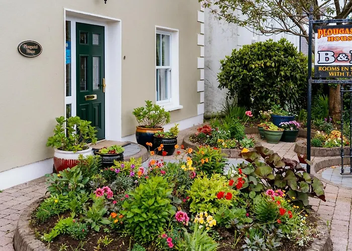 Family Hotel: Plougastel House B&B