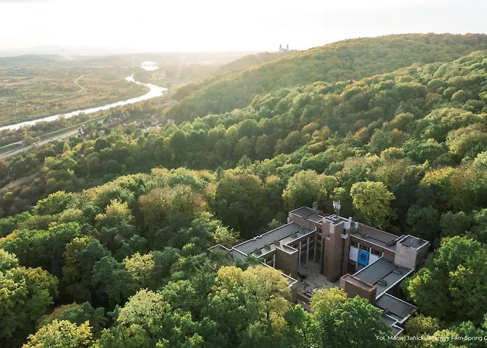 Forest Hotel