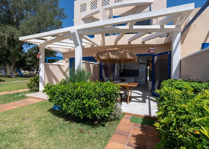  Apartamentos Playa Feliz