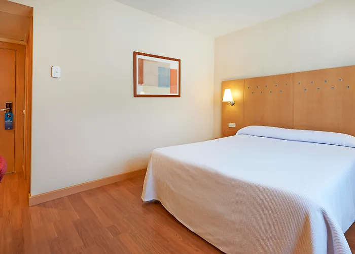 Dog friendly hotels Catalonia La Maquinista