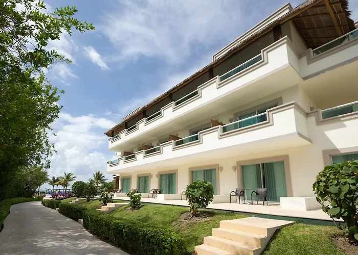 5 star hotel: Bluebay Grand Esmeralda