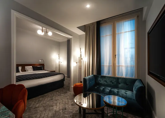 Luxury hotel only: M Social Hotel Paris