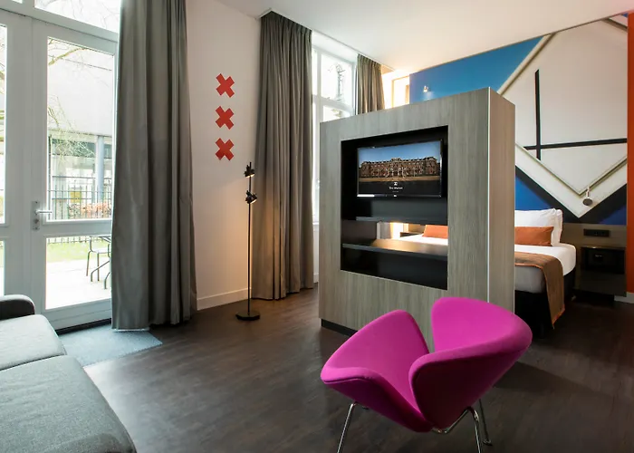 5 star hotel: The Manor Amsterdam